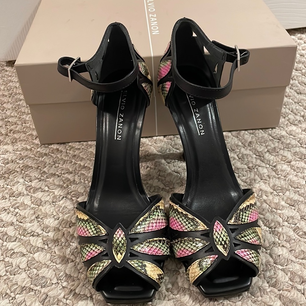 Elvira Zanon leather high heels